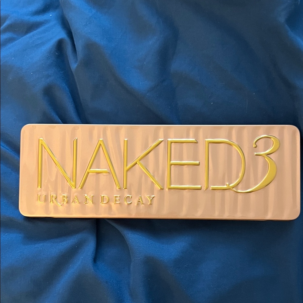 Urban Decay Naked3 Palette with Gold Accents
**This item is already sold**